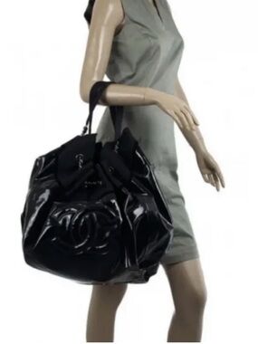 Chanel Black Patent Spirit XL Hobo